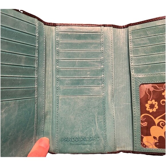 Pardo & Negro Genuine Leather Women's Wallet Brown with Turquoise Organizer GUC - Picture 7 of 16